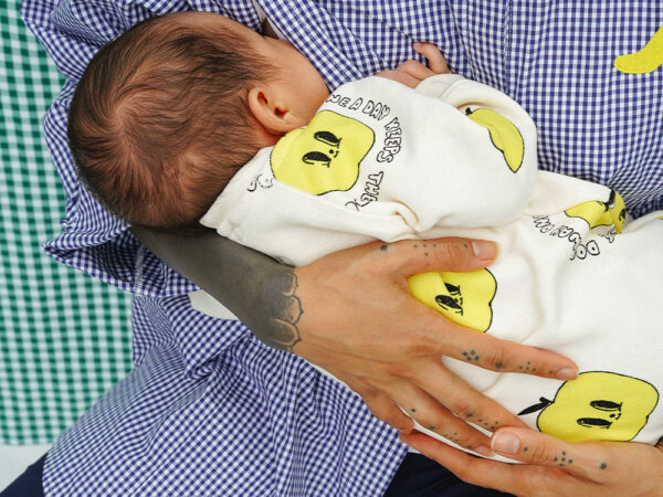 מכופתרת הנקה- chamisa